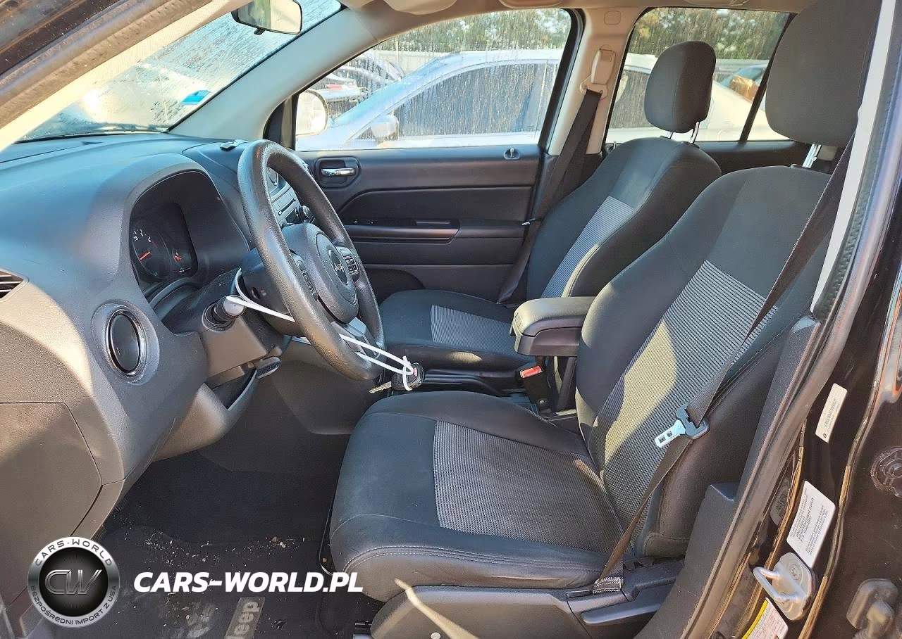 2012 Jeep Compass Sport VIN:1C4NJCBA0CD550631 - 7