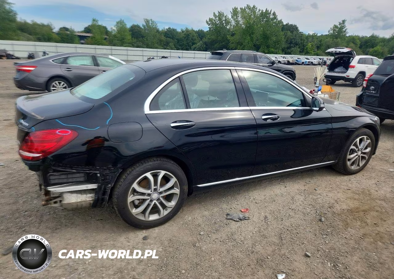 2016 Mercedes-Benz C 300 4Matic VIN:55SWF4KB7GU165892 - 3
