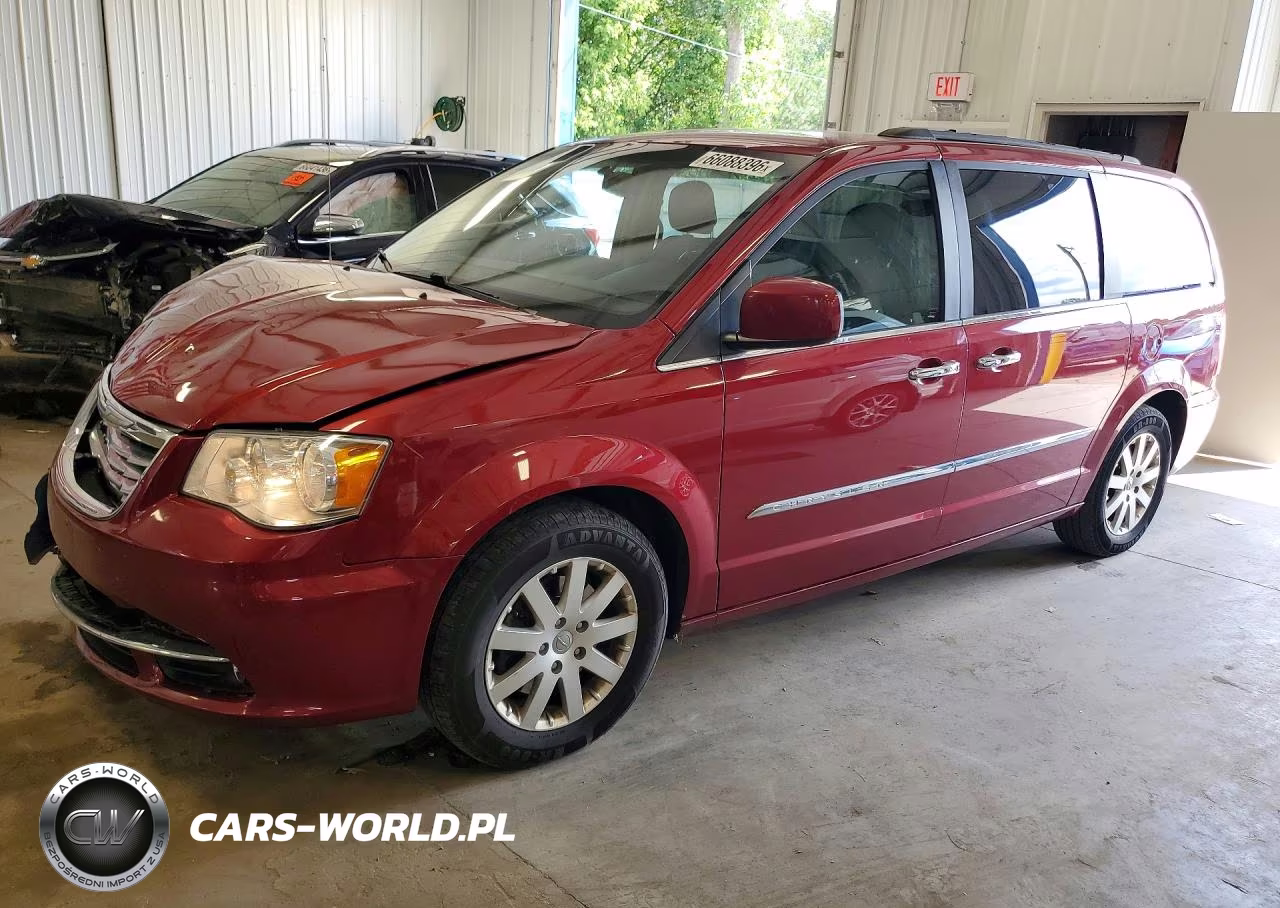 2015 Chrysler Town & Country Touring VIN:2C4RC1BGXFR698369 - 1