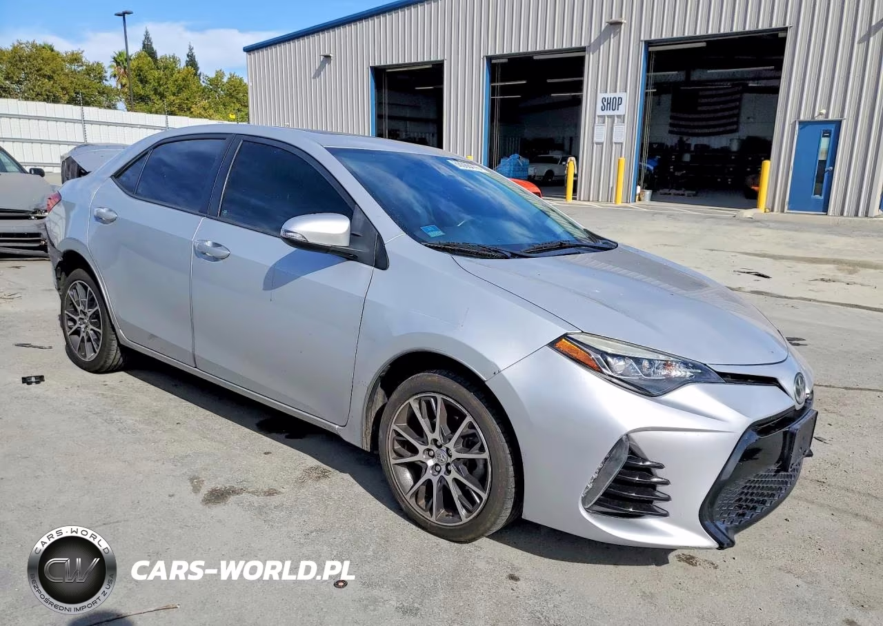 2017 Toyota Corolla 50Th Anniversary Special Edition VIN:5YFBURHE1HP612114 - 4