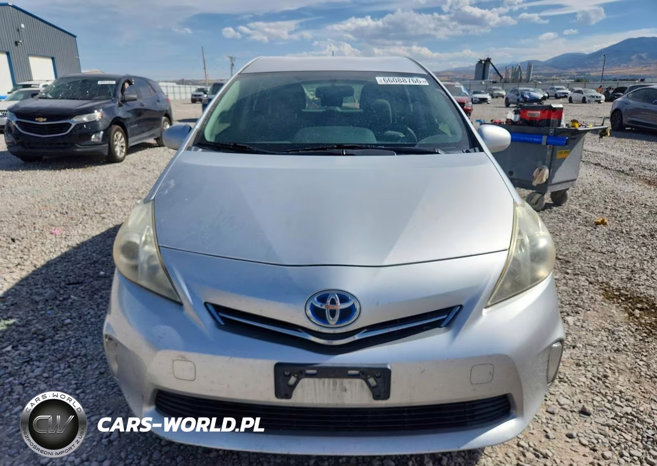 2012 Toyota Prius V Three VIN:JTDZN3EU0C3186051 - 5