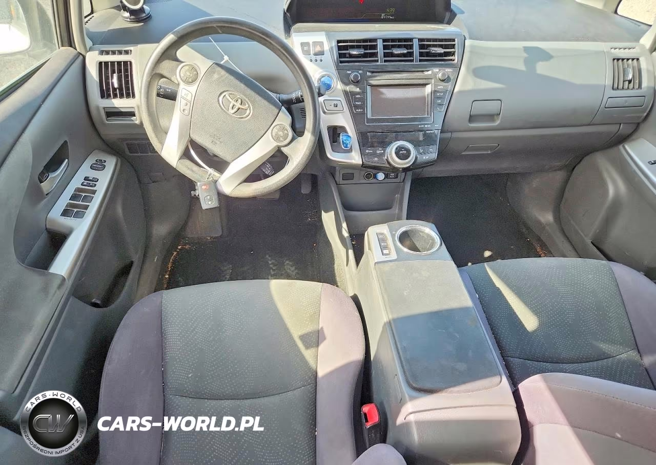 2012 Toyota Prius V Three VIN:JTDZN3EU0C3186051 - 8