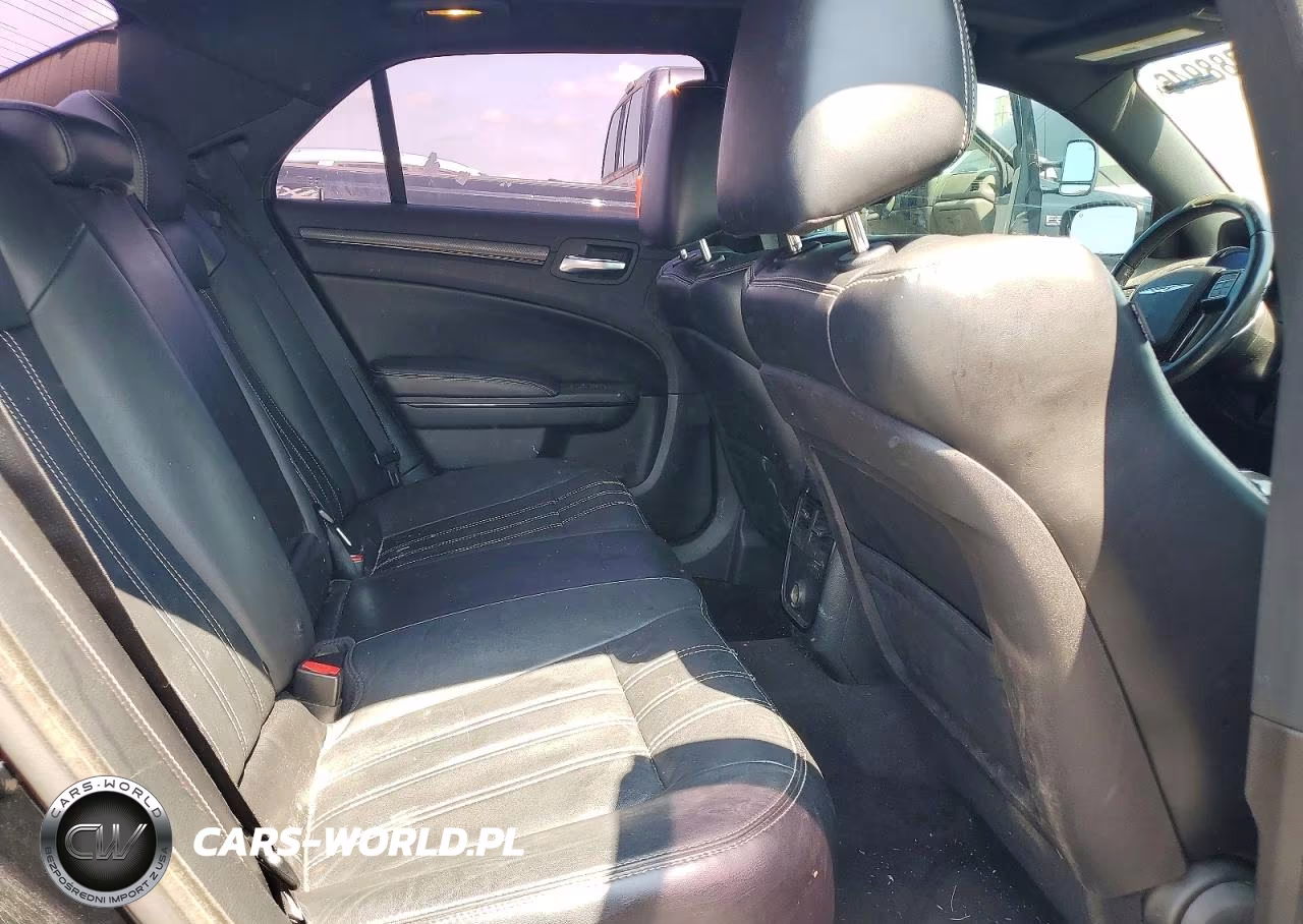 2012 Chrysler 300 S VIN:2C3CCABG0CH279426 - 10