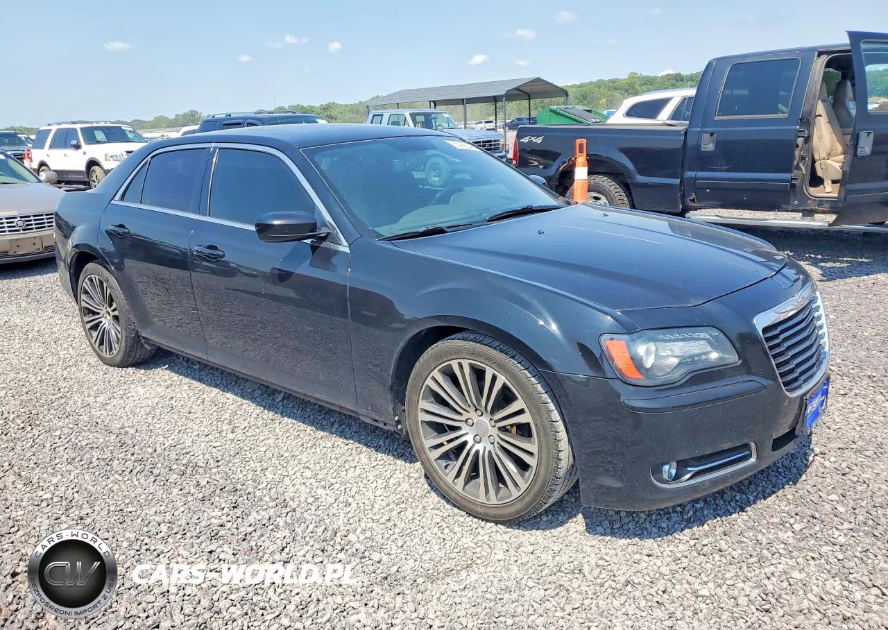 2012 Chrysler 300 S VIN:2C3CCABG0CH279426 - 4