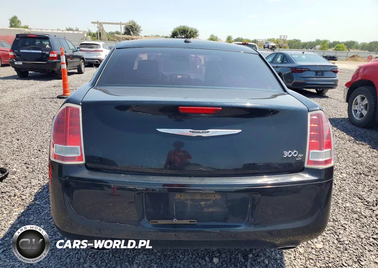 2012 Chrysler 300 S VIN:2C3CCABG0CH279426 - 6