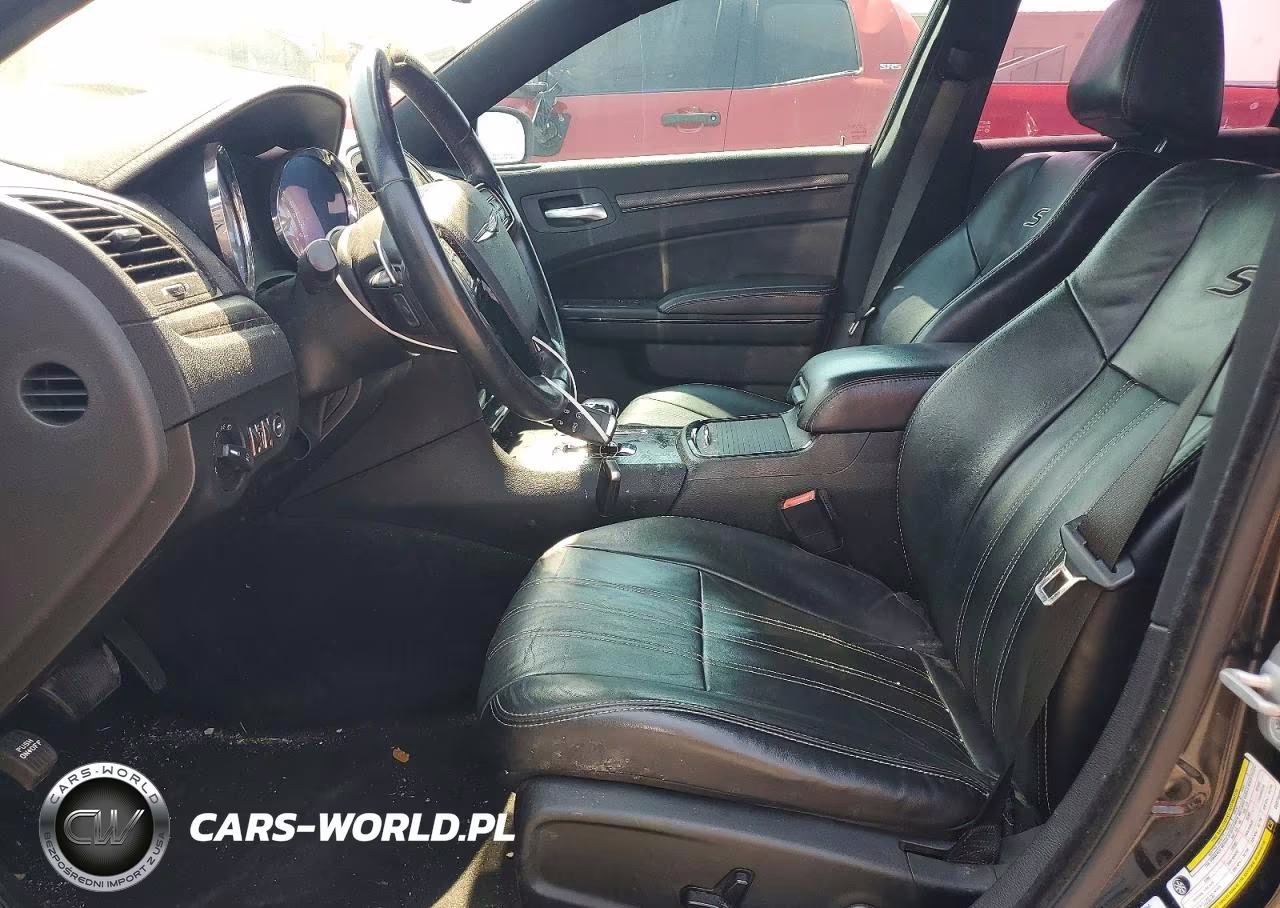 2012 Chrysler 300 S VIN:2C3CCABG0CH279426 - 7