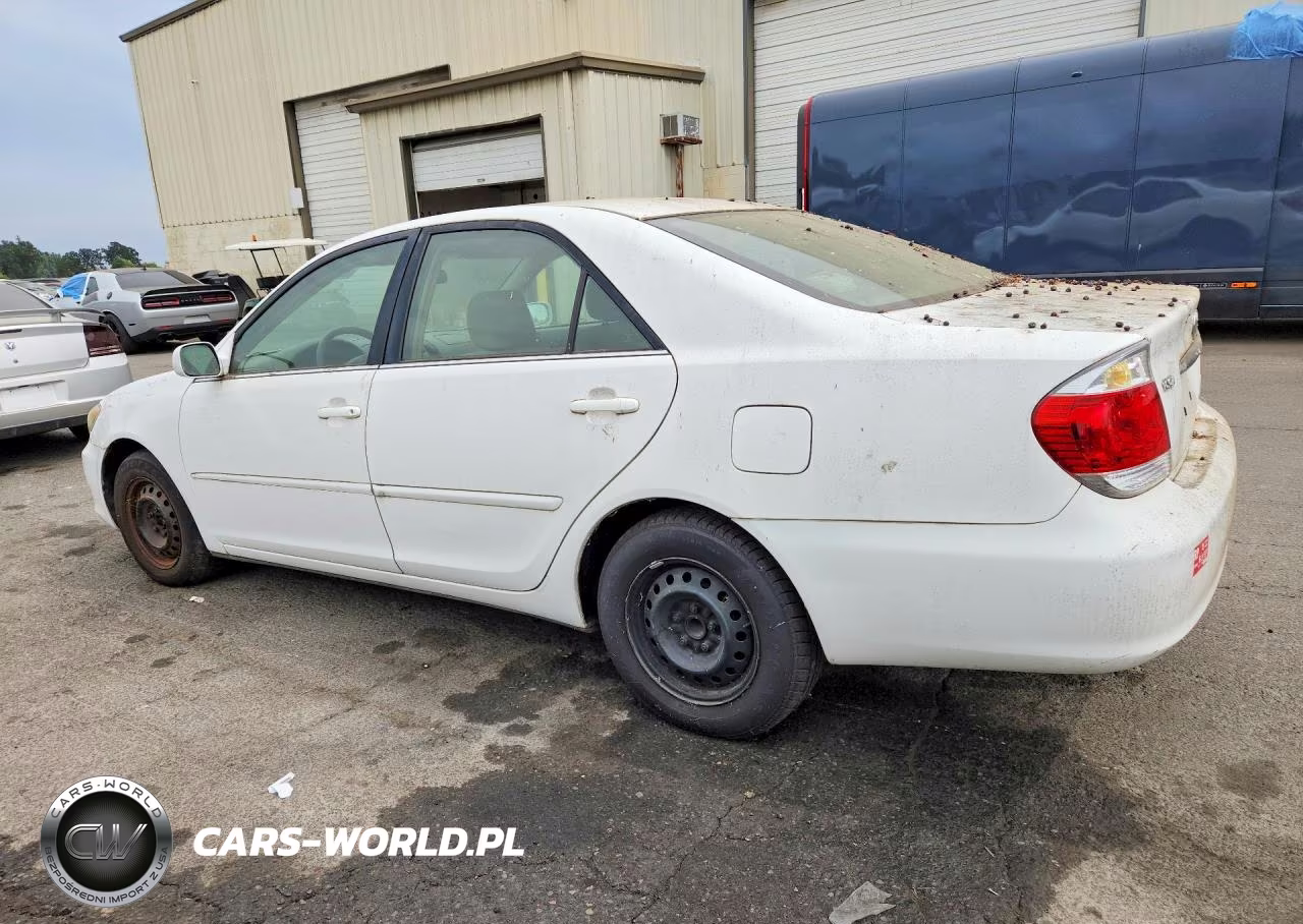 2006 Toyota Camry Le VIN:4T1BE32K16U648941 - 2