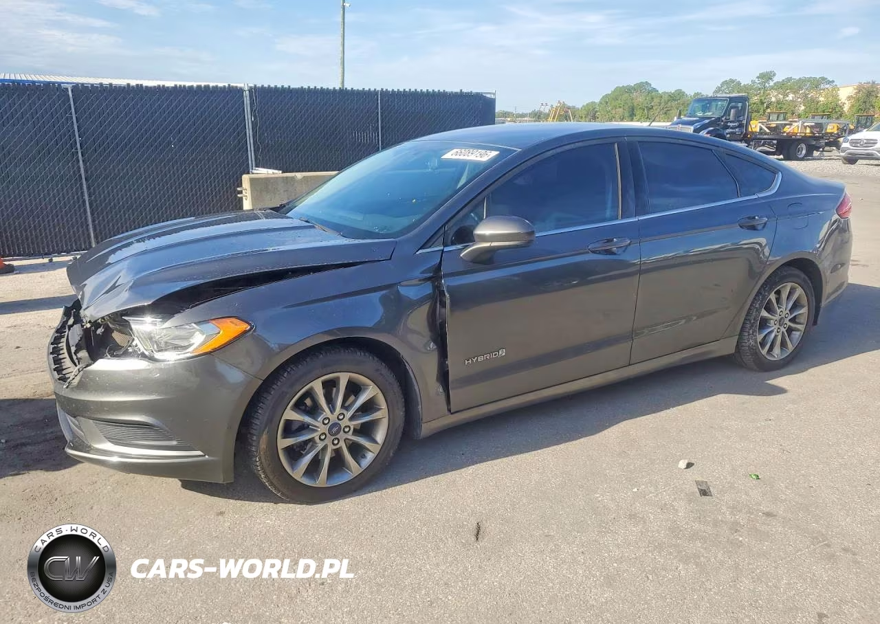 2017 Ford Fusion Se Hybrid – zdjęcie 1 z 12