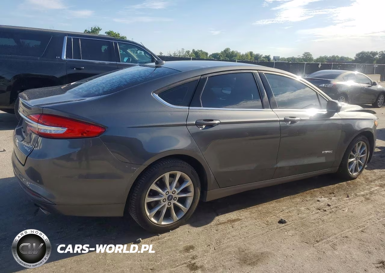 2017 Ford Fusion Se Hybrid VIN:3FA6P0LU4HR240433 - 3