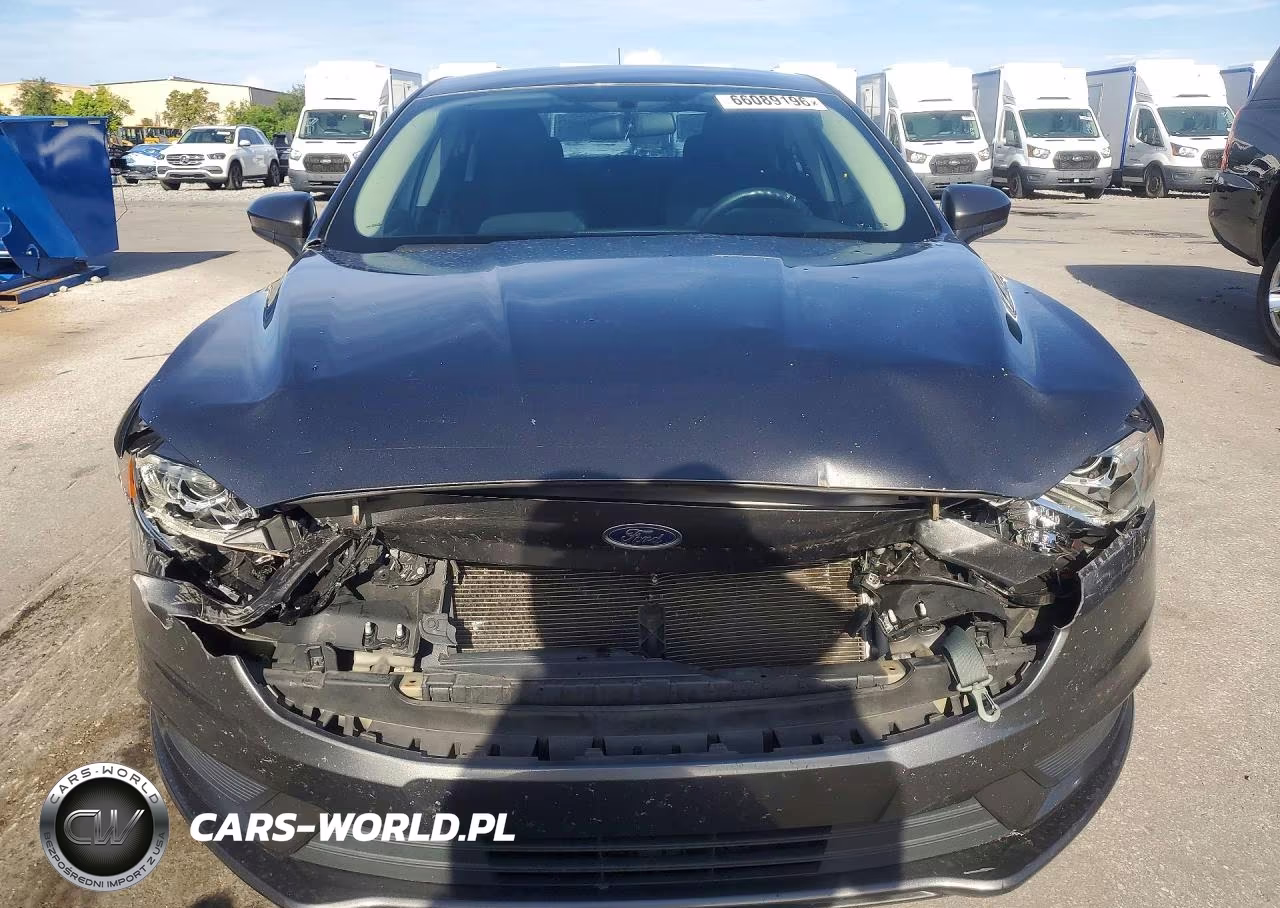 2017 Ford Fusion Se Hybrid VIN:3FA6P0LU4HR240433 - 5