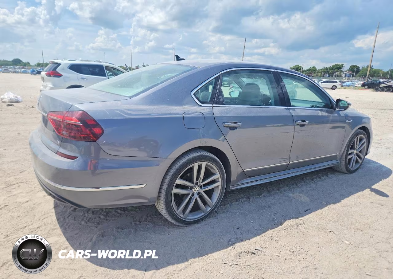 2019 Volkswagen Passat Se R-Line VIN:1VWMA7A33KC005899 - 3