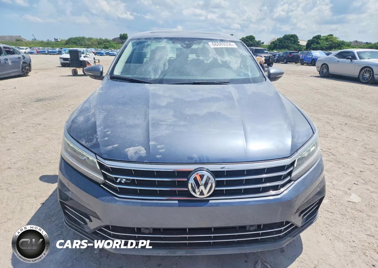 2019 Volkswagen Passat Se R-Line VIN:1VWMA7A33KC005899 - 5