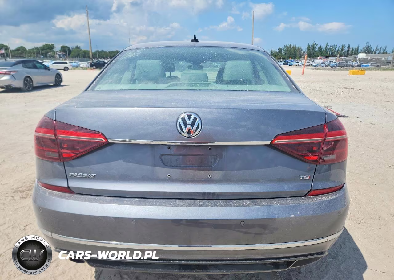 2019 Volkswagen Passat Se R-Line VIN:1VWMA7A33KC005899 - 6