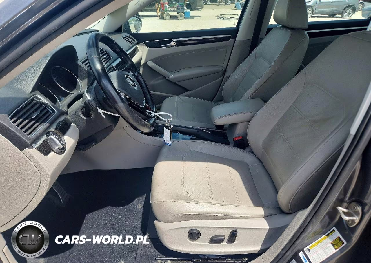 2019 Volkswagen Passat Se R-Line VIN:1VWMA7A33KC005899 - 7