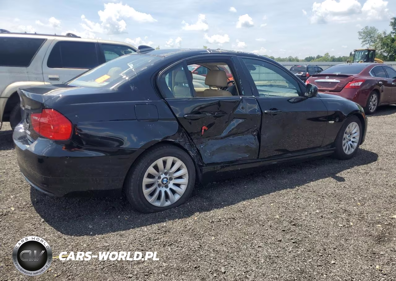 2009 BMW 328 I VIN:WBAPH775X9NM46686 - 3