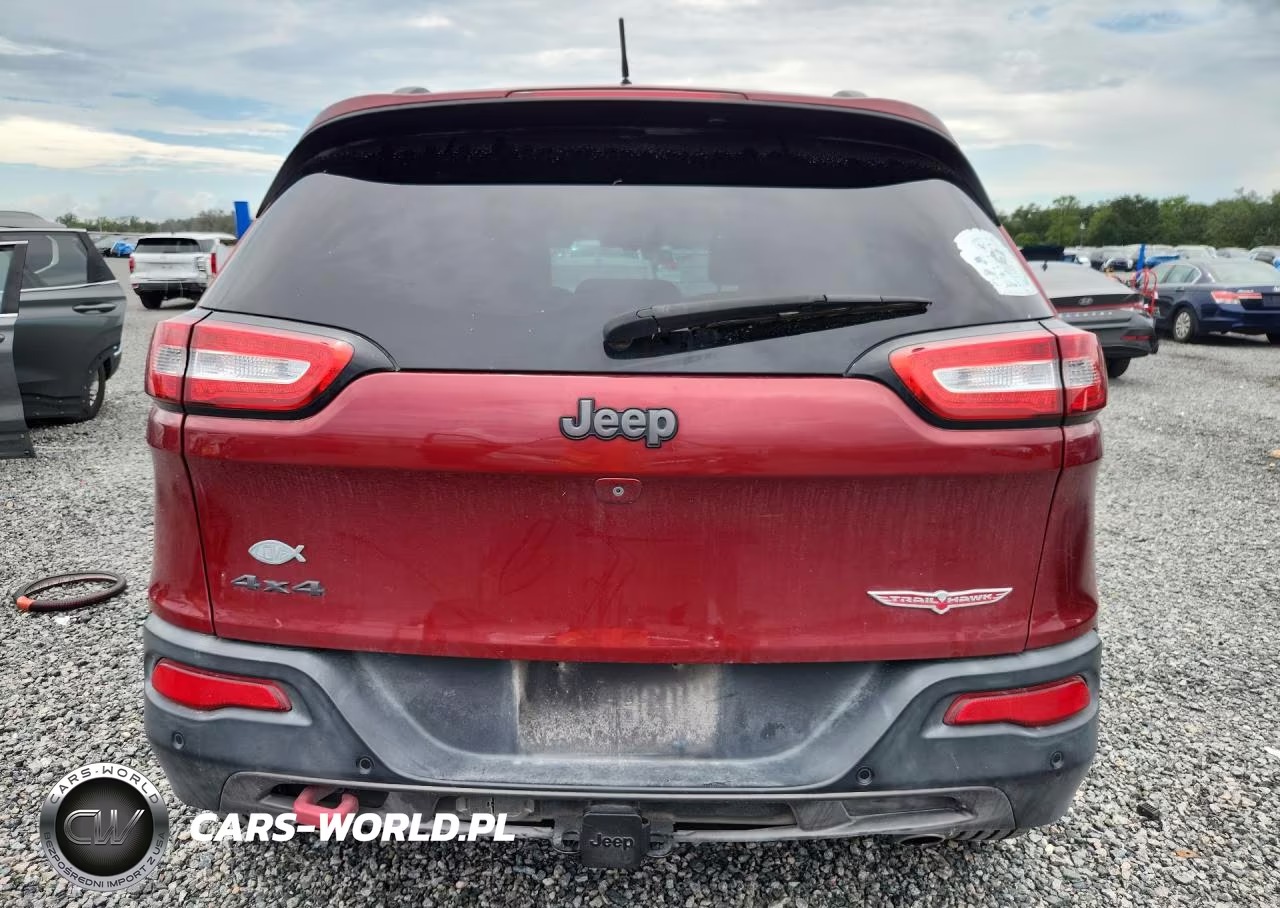 2015 Jeep Cherokee Trailhawk VIN:1C4PJMBS4FW594003 - 6