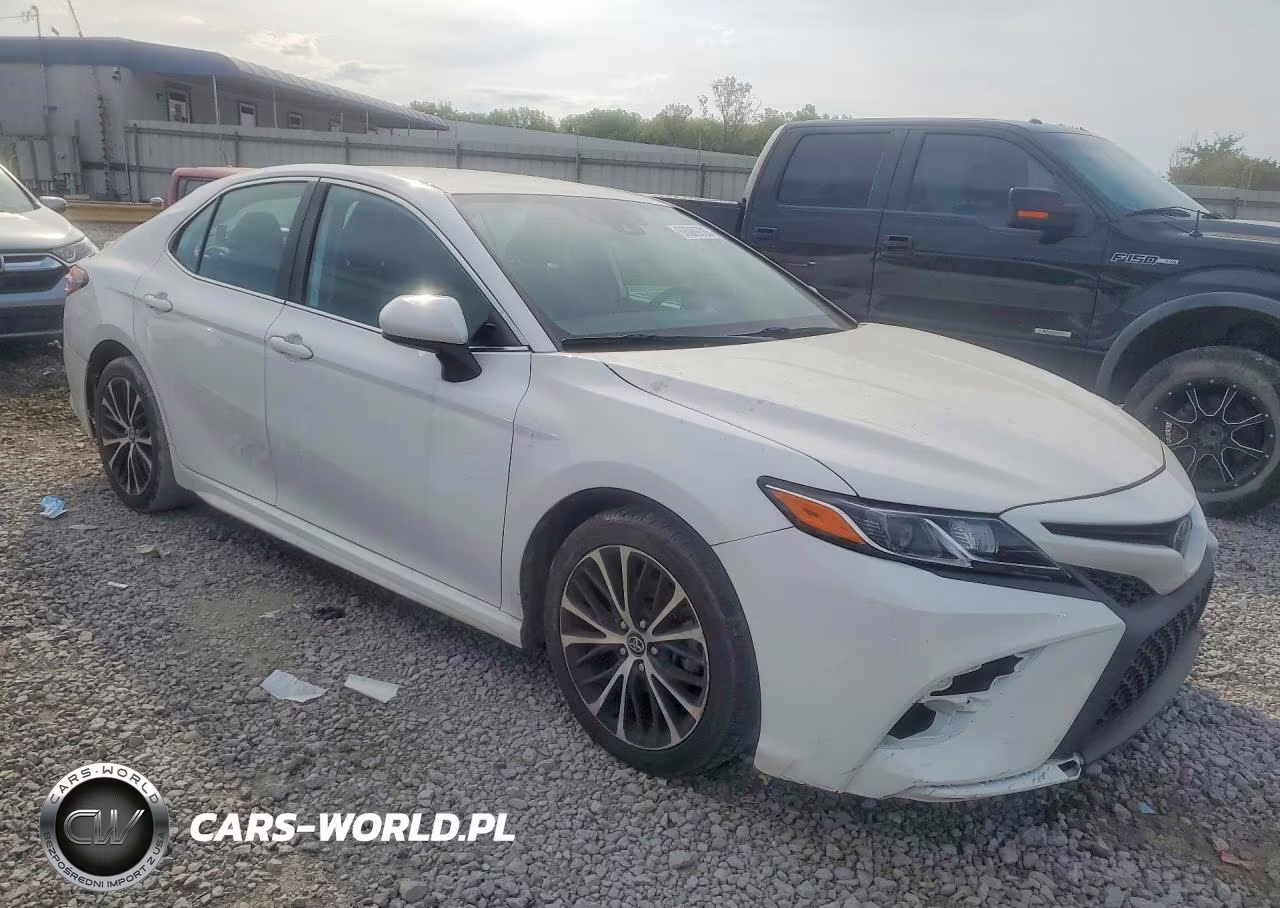 2020 Toyota Camry Se VIN:4T1G11AK1LU890342 - 4