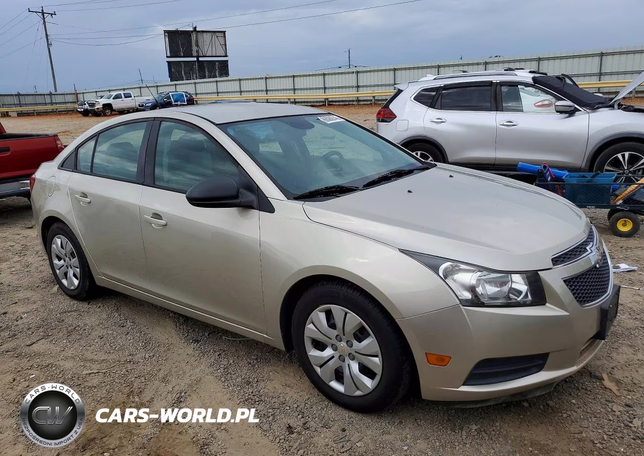 2013 Chevrolet Cruze Ls VIN:1G1PA5SG9D7279277 - 4