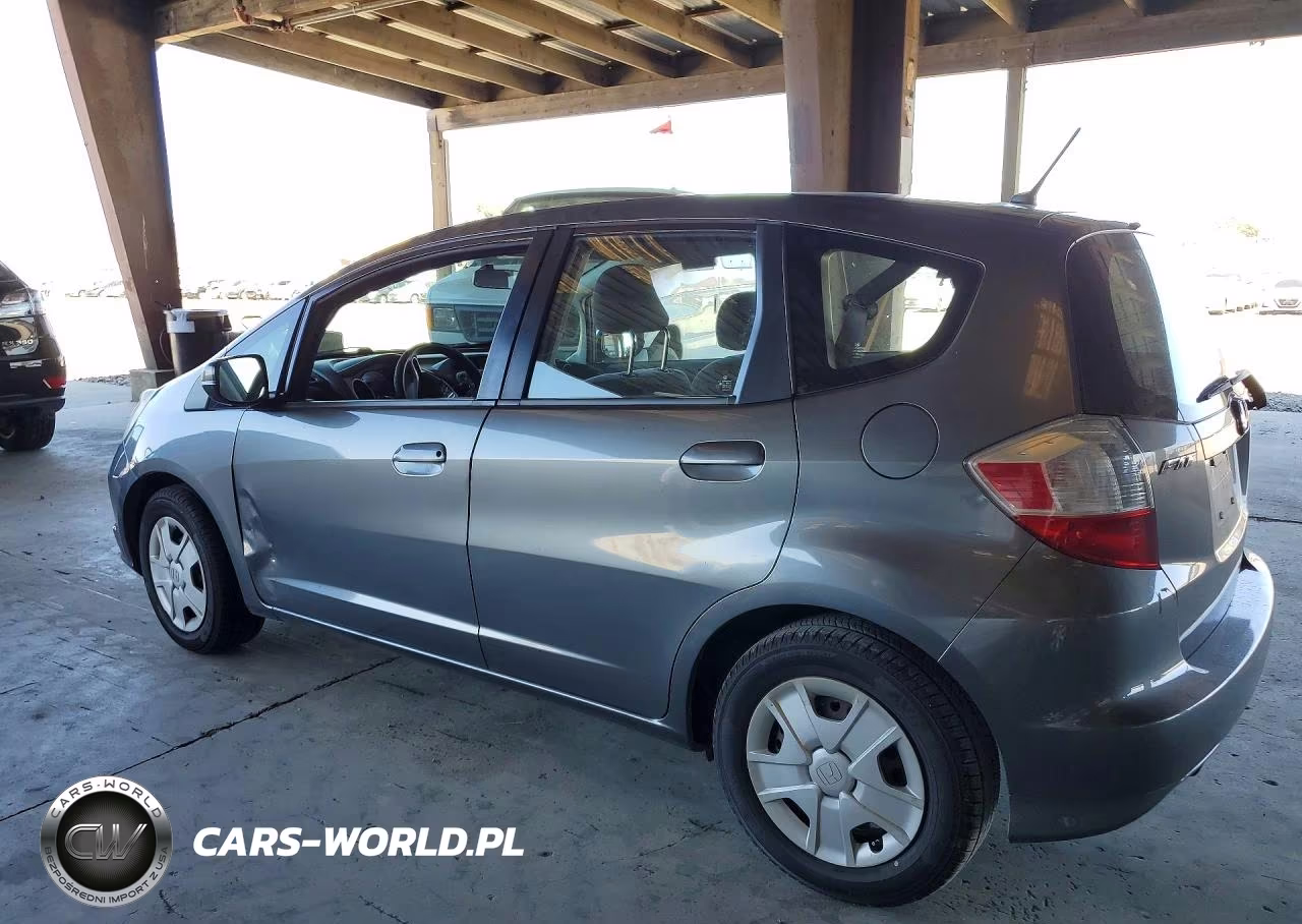 2013 Honda Fit VIN:JHMGE8G30DC034165 - 2
