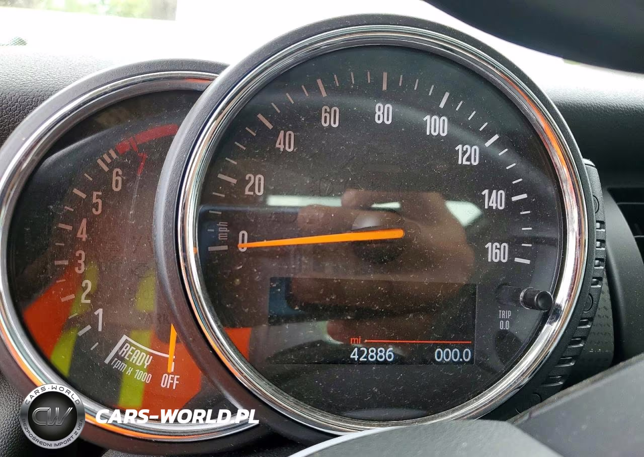 2016 Mini Cooper VIN:WMWXP5C51G3B76711 - 9