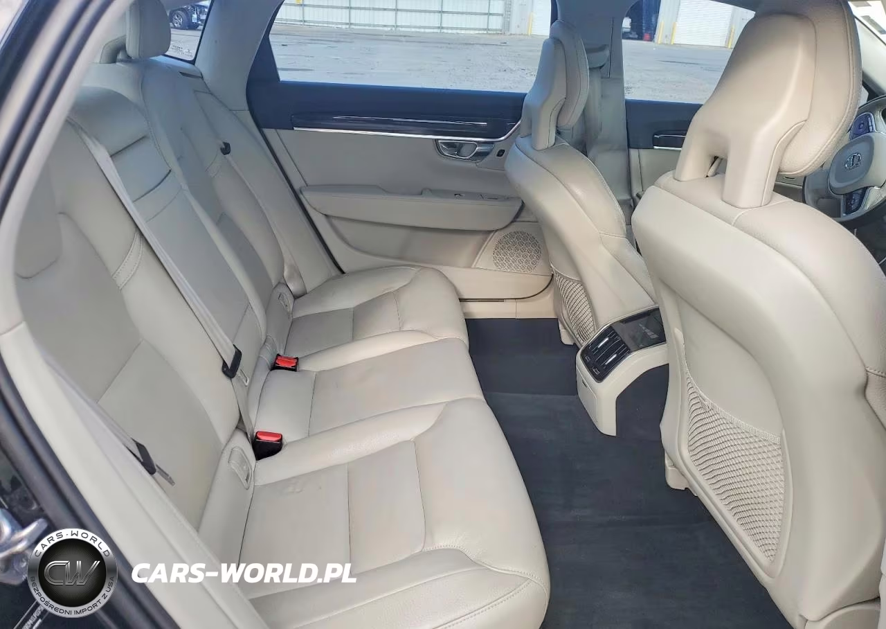 2018 Volvo S90 T5 Momentum VIN:LVY982MK0JP037588 - 10