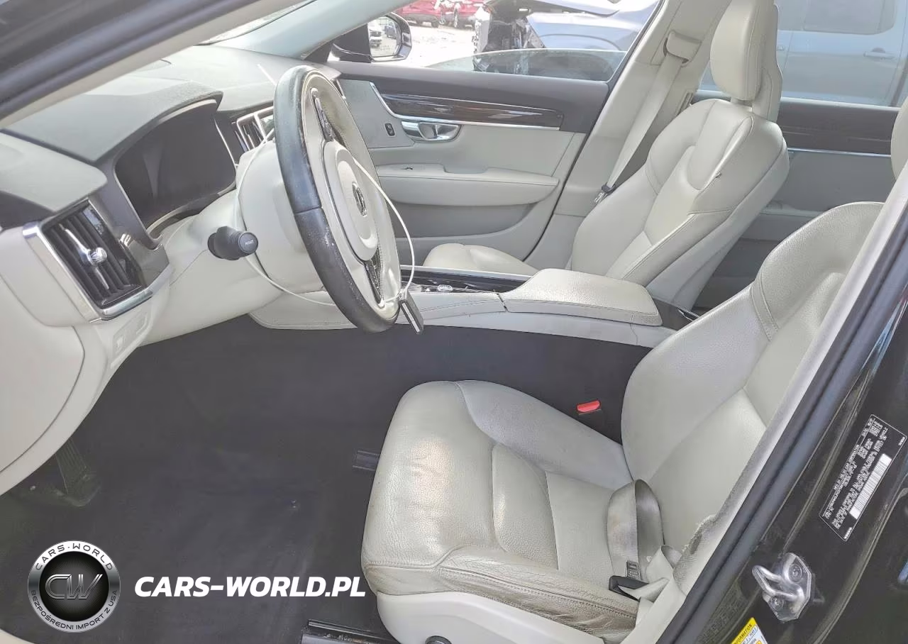 2018 Volvo S90 T5 Momentum VIN:LVY982MK0JP037588 - 7