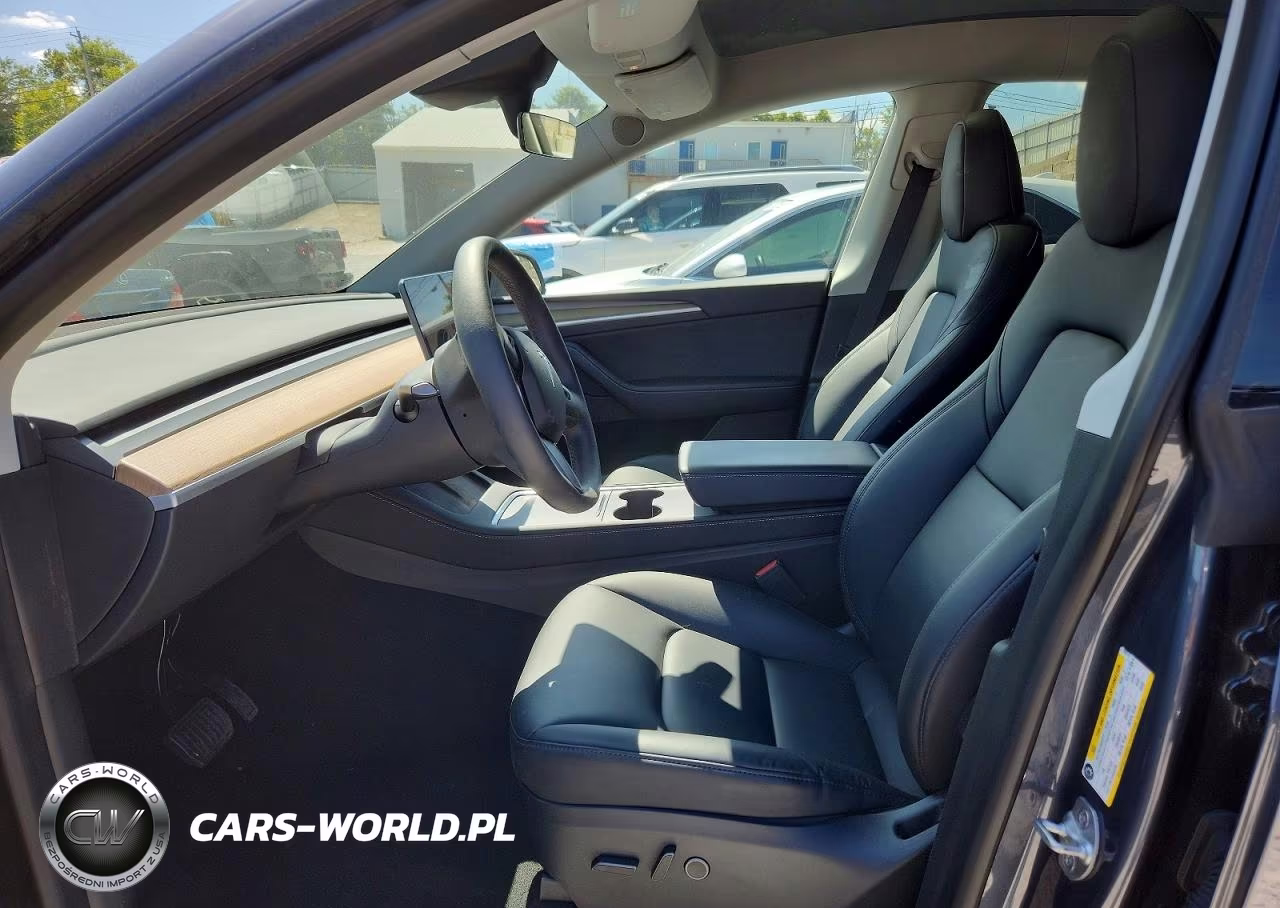 2023 Tesla Model Y VIN:7SAYGDEE5PA060216 - 7
