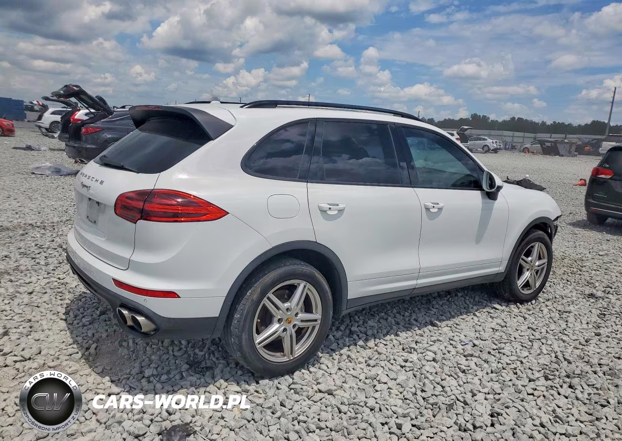 2016 Porsche Cayenne S VIN:WP1AB2A22GLA94285 - 3