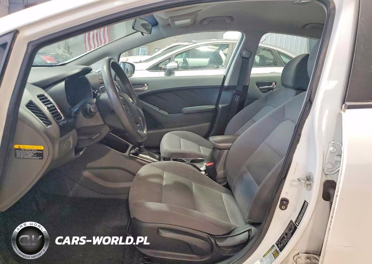 2017 Kia Forte Lx VIN:3KPFK4A70HE127521 - 7