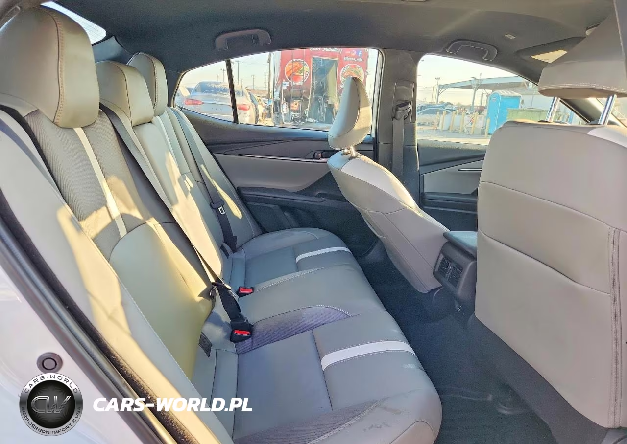 2026 Toyota Camry Se VIN:4T1DBADK8TU046424 - 10