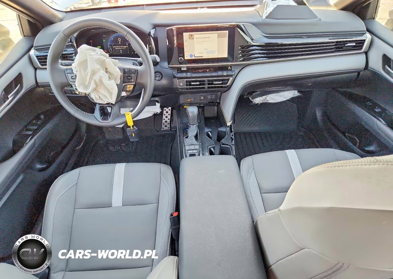2026 Toyota Camry Se VIN:4T1DBADK8TU046424 - 8