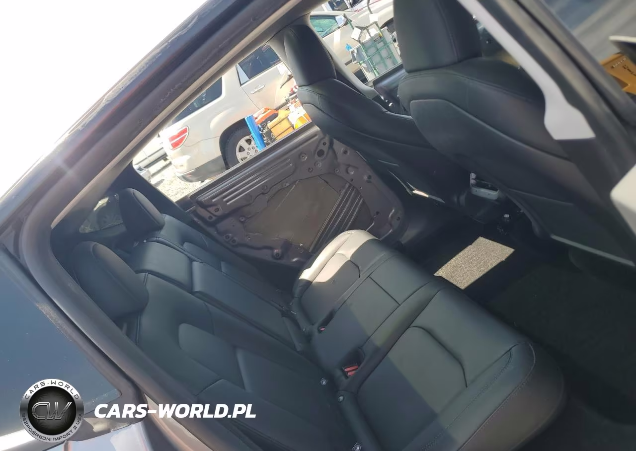 2024 Tesla Model Y VIN:7SAYGDEF2RA312368 - 10