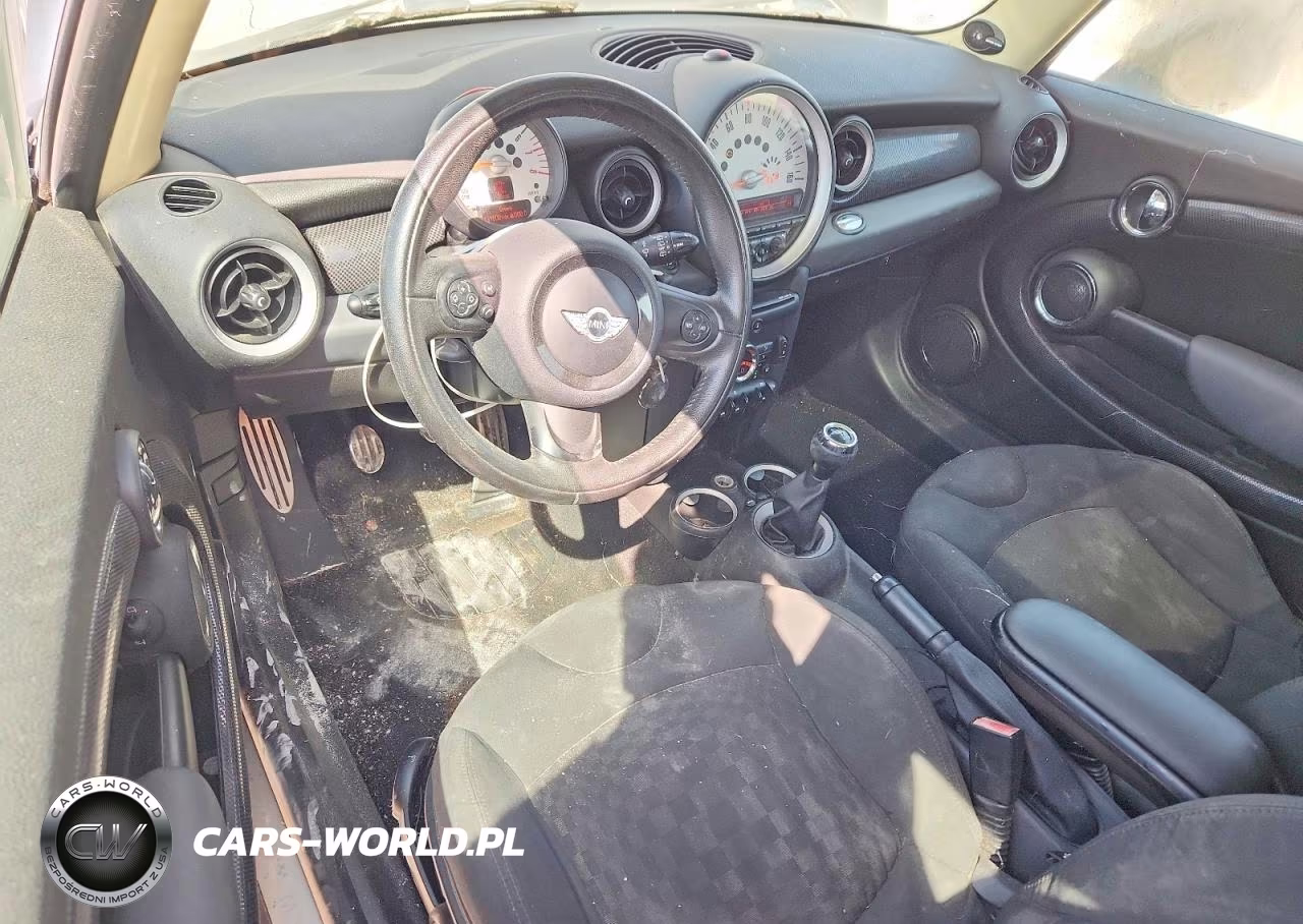 2011 Mini Cooper S Clubman VIN:WMWZG3C54BTY30085 - 8