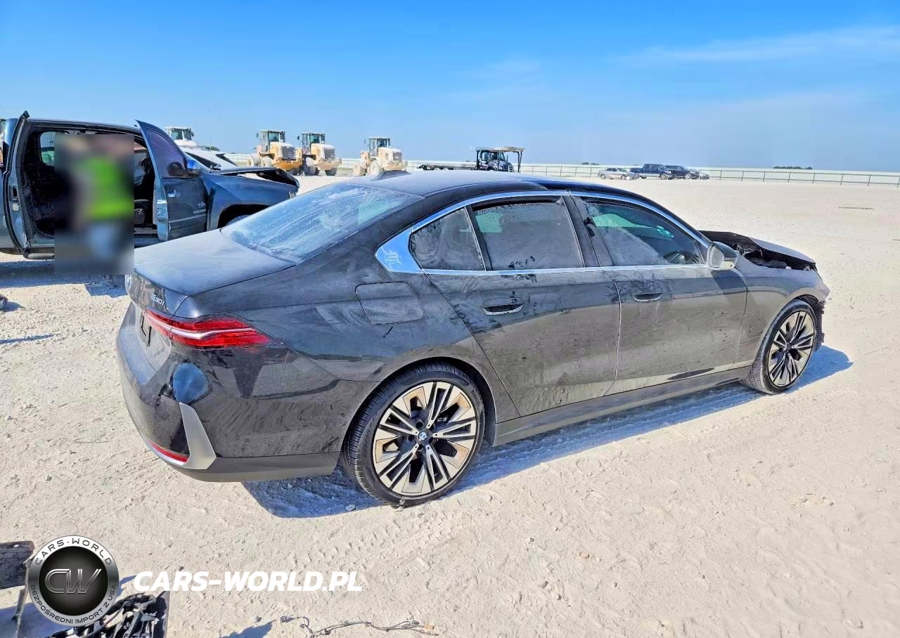 2025 BMW 530 I VIN:WBA43FJ05SCU25934 - 3