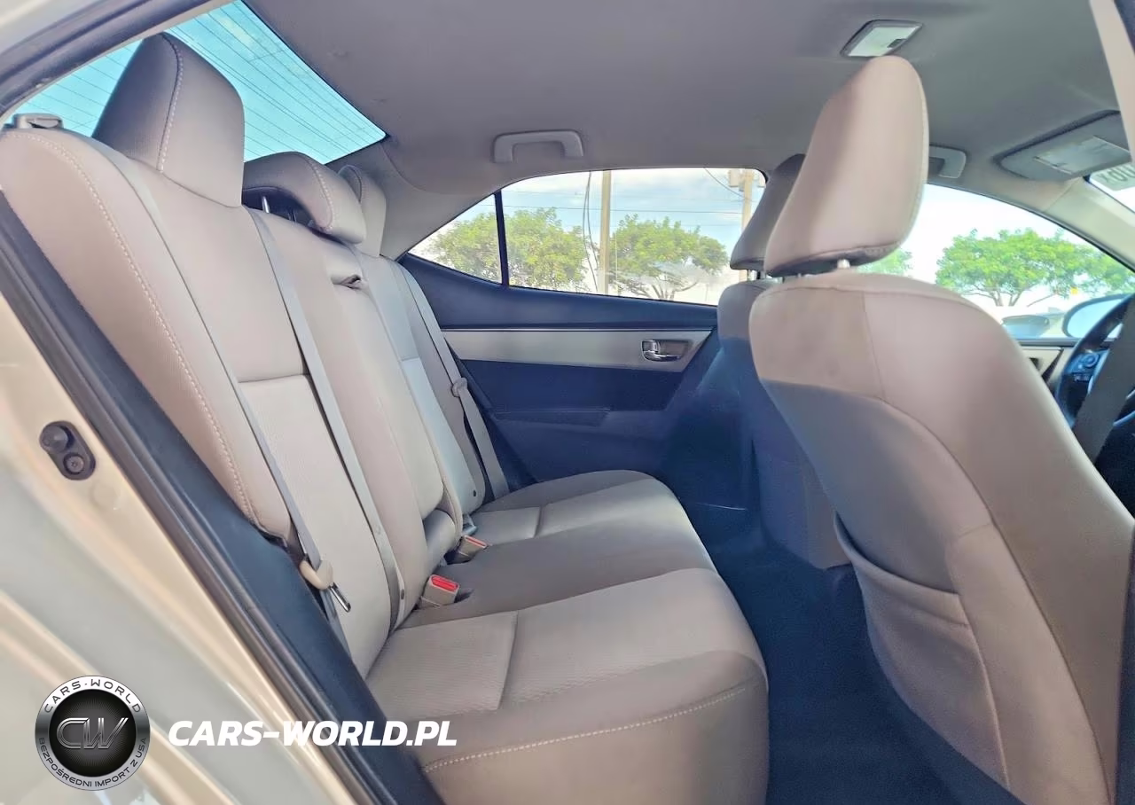 2016 Toyota Corolla Le VIN:2T1BURHE8GC543727 - 10