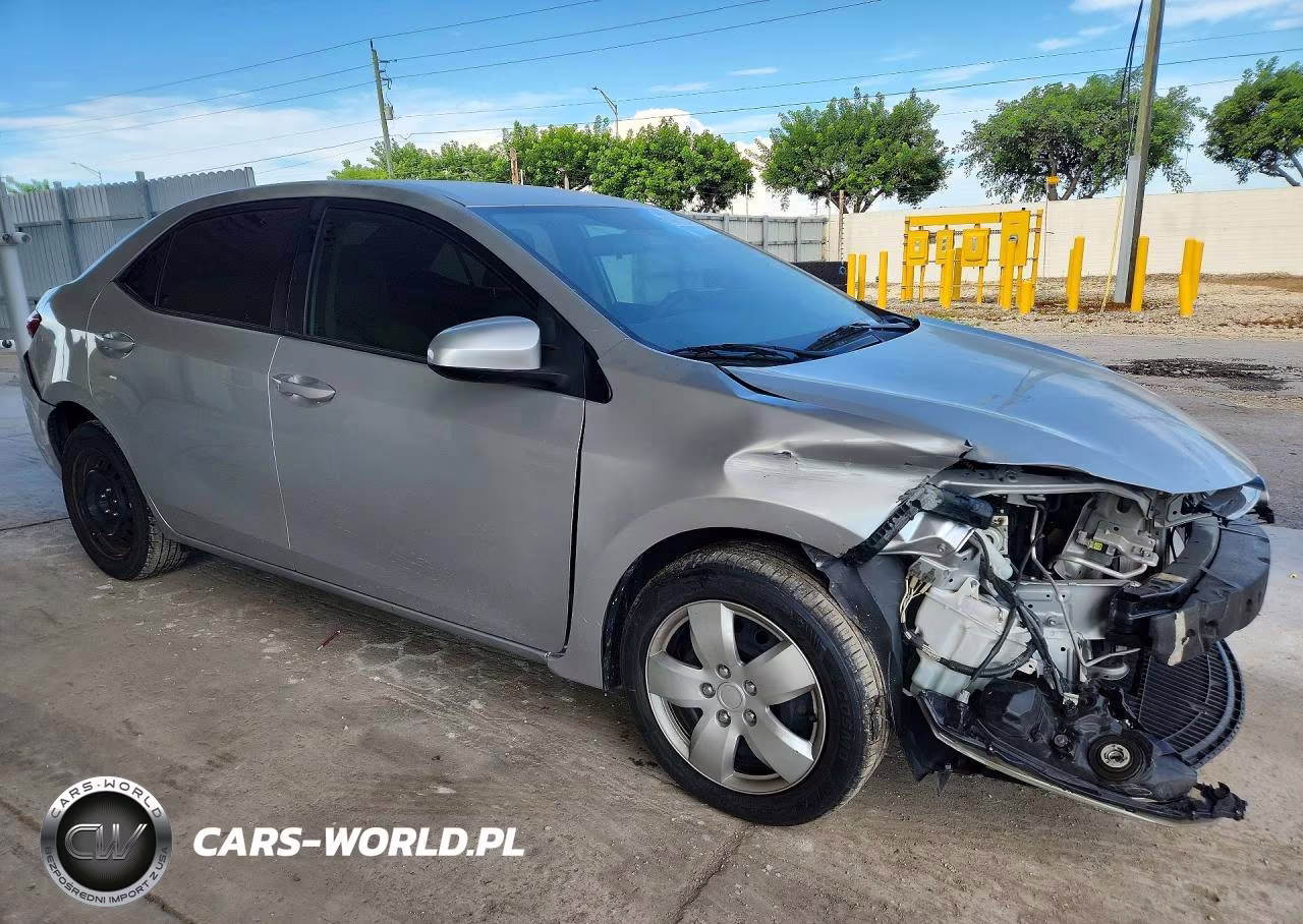 2016 Toyota Corolla Le VIN:2T1BURHE8GC543727 - 4