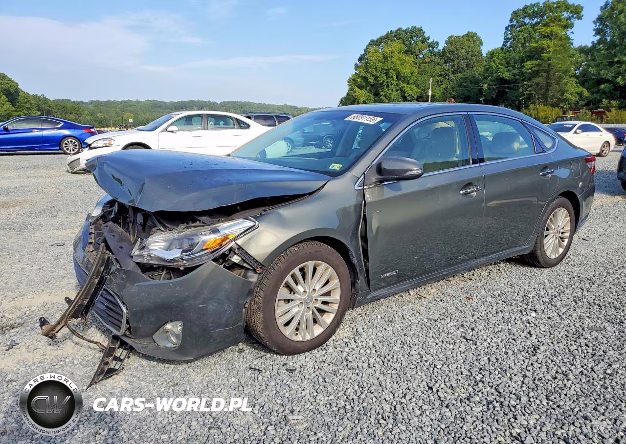 2013 Toyota Avalon Hybrid Xle Touring – zdjęcie 1 z 12