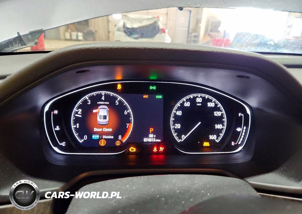 2018 Honda Accord Touring VIN:1HGCV2F95JA025070 - 9