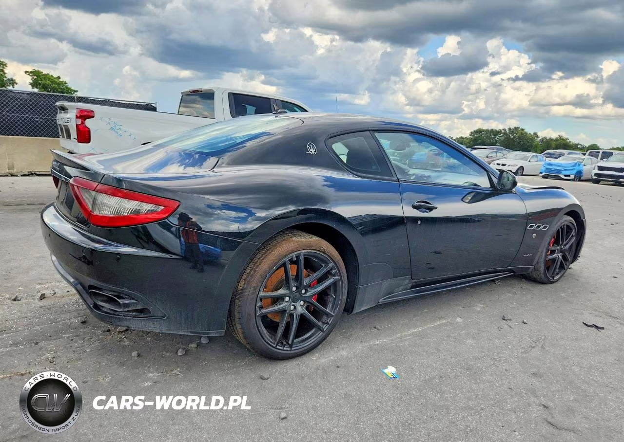 2015 Maserati Granturismo S VIN:ZAM45VLA2F0128412 - 3