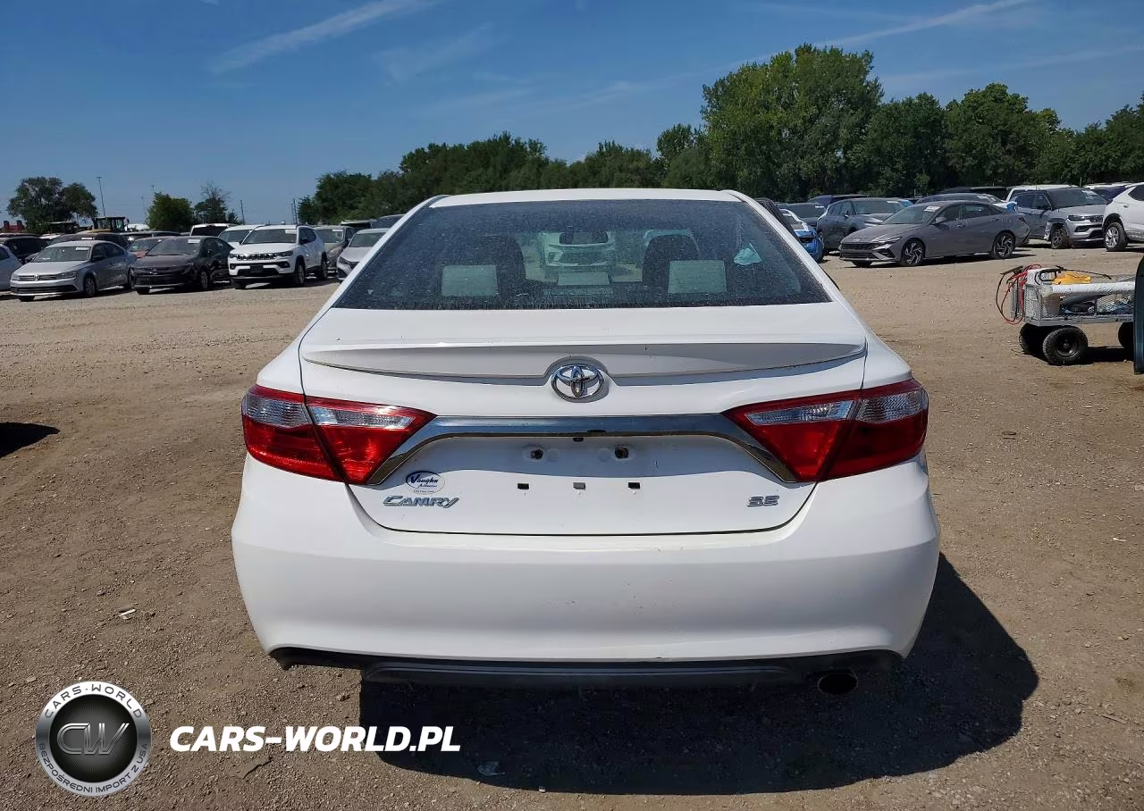 2017 Toyota Camry Se VIN:4T1BF1FK7HU330269 - 6