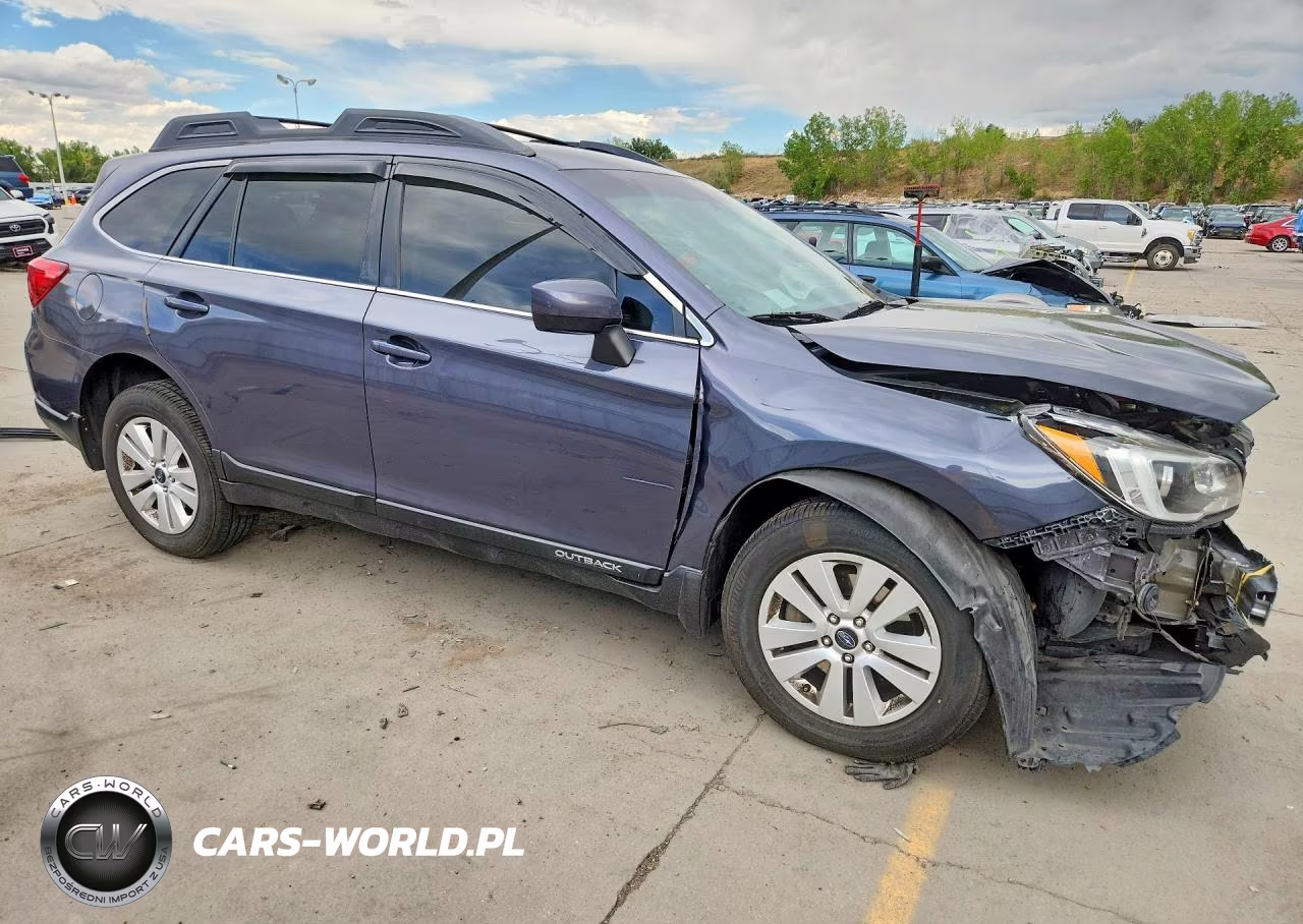 2015 Subaru Outback 2.5I Premium VIN:4S4BSBCC4F3345409 - 4