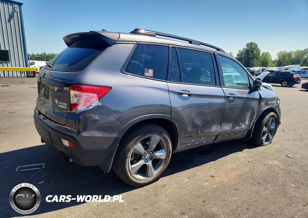 2021 Honda Passport Touring VIN:5FNYF8H91MB025483 - 3