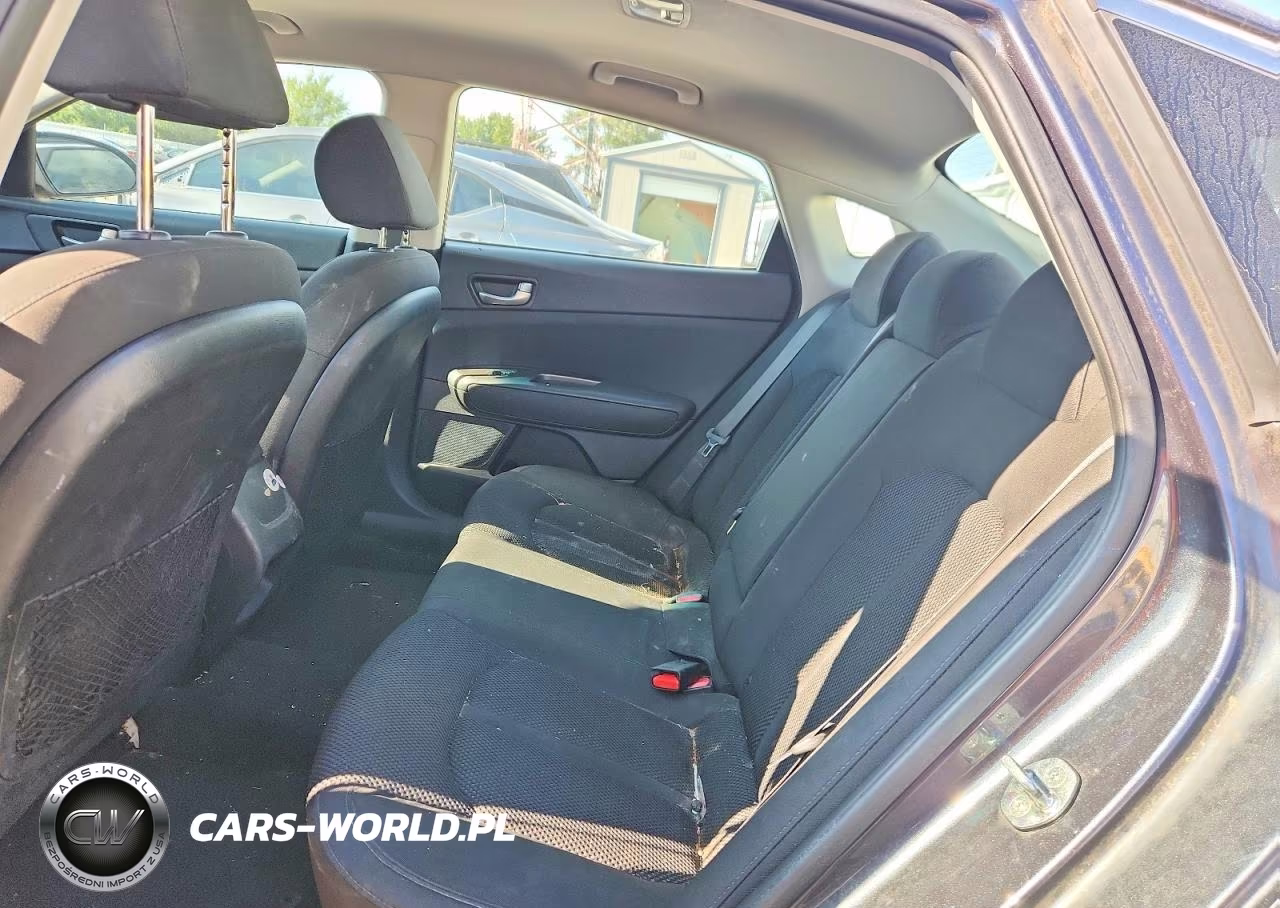 2019 Kia Optima Lx VIN:5XXGT4L32KG295252 - 10