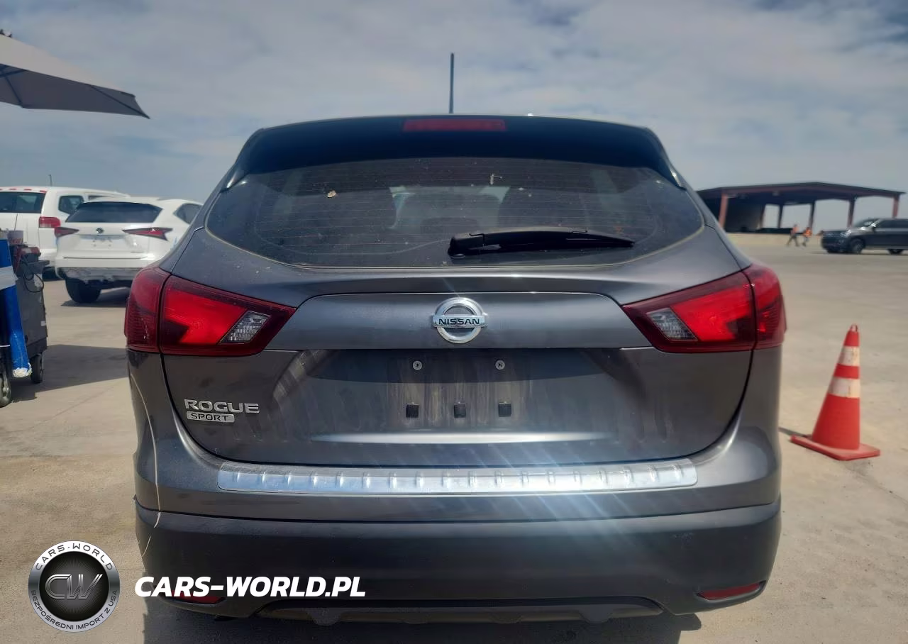 2018 Nissan Rogue Sport S VIN:JN1BJ1CP5JW188178 - 6
