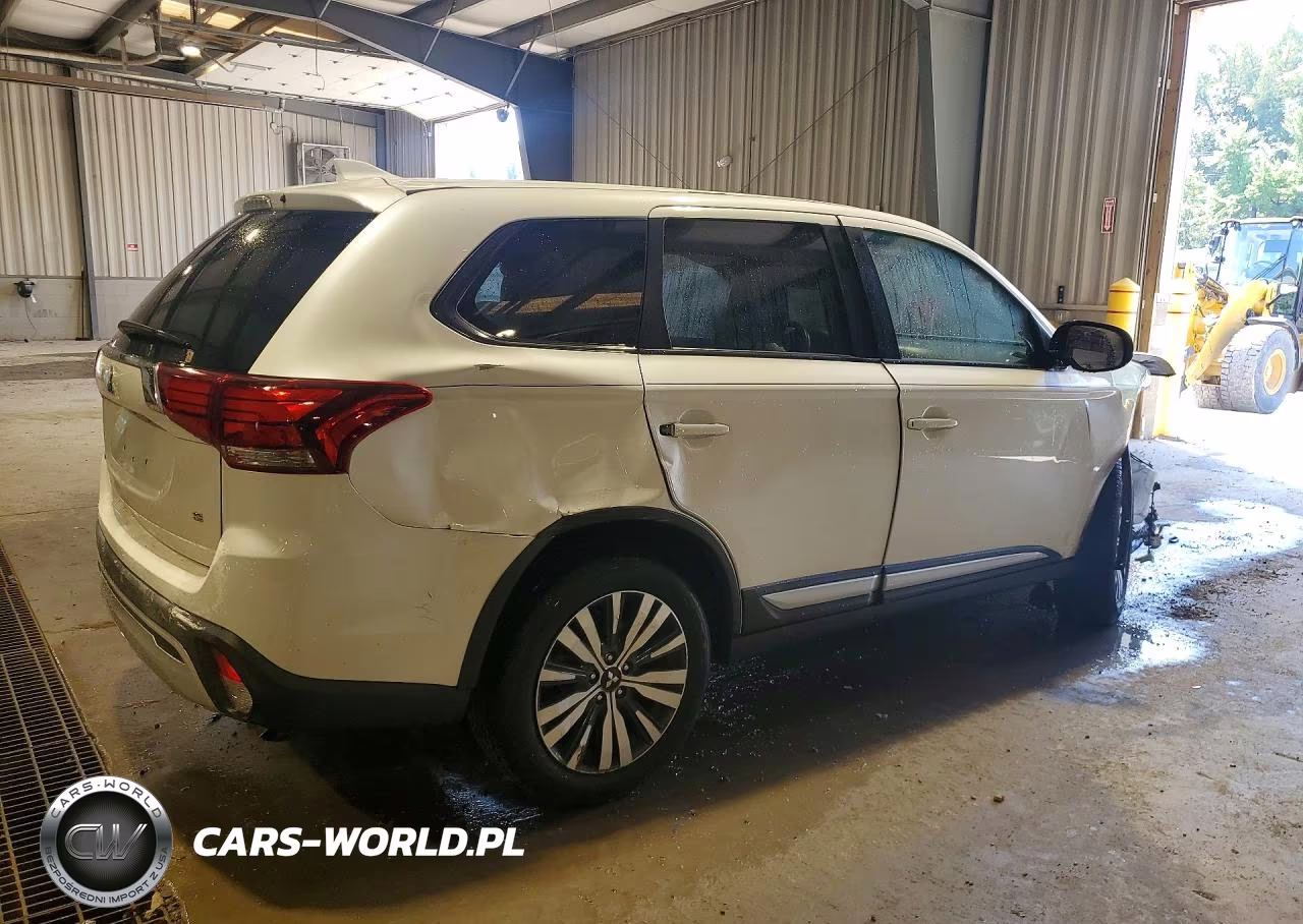 2020 Mitsubishi Outlander Se VIN:JA4AD3A36LZ015356 - 3