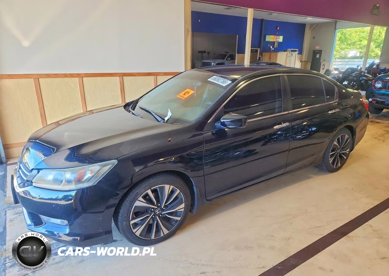 2015 Honda Accord Sport VIN:1HGCR2F52FA020210 - 1