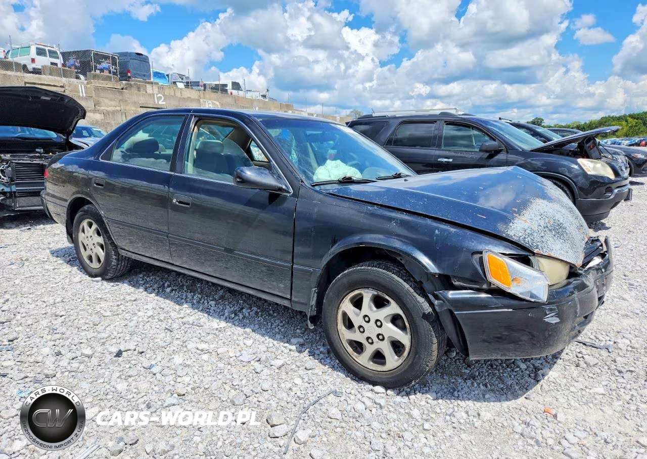 1999 Toyota Camry Le V6 VIN:4T1BF22K5XU087376 - 4