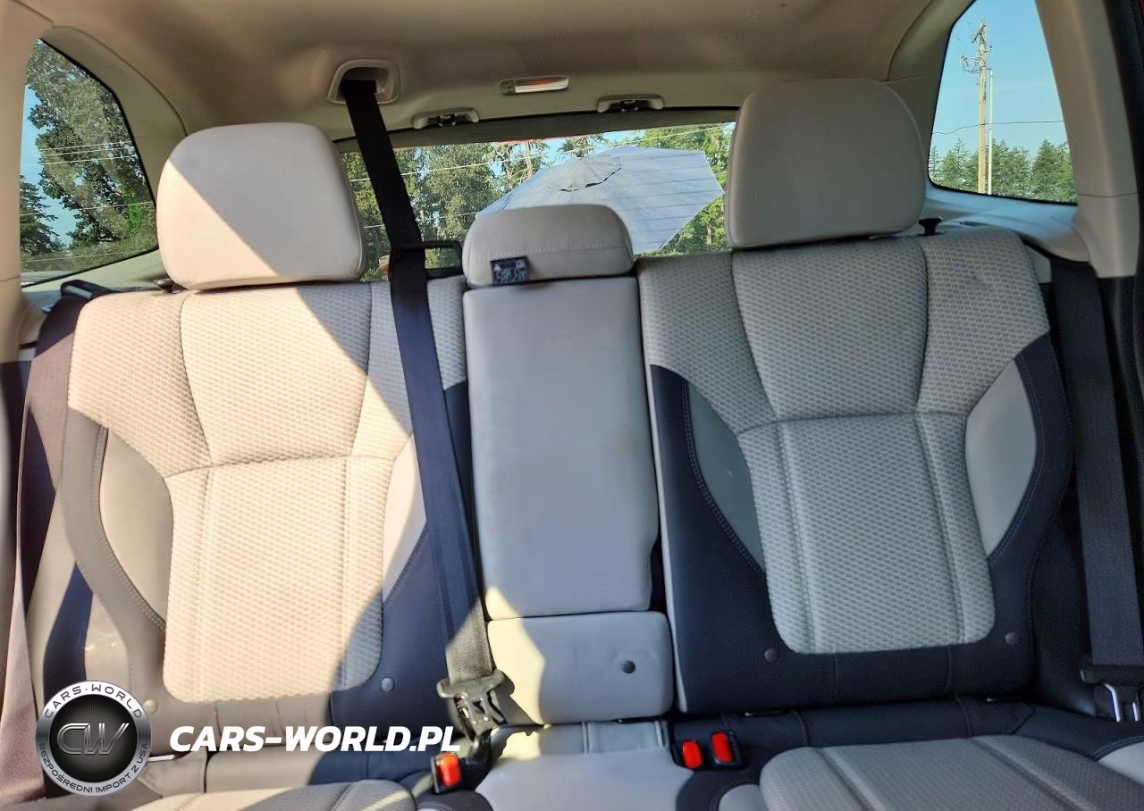 2022 Subaru Forester Premium VIN:JF2SKAEC2NH412734 - 10