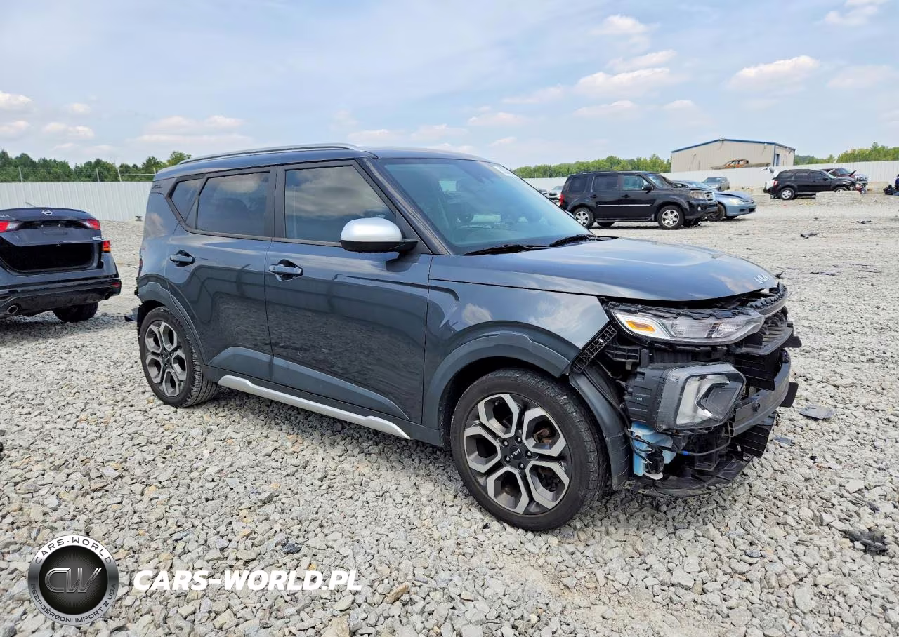 2022 Kia Soul X-Line VIN:KNDJ23AUXN7823826 - 4