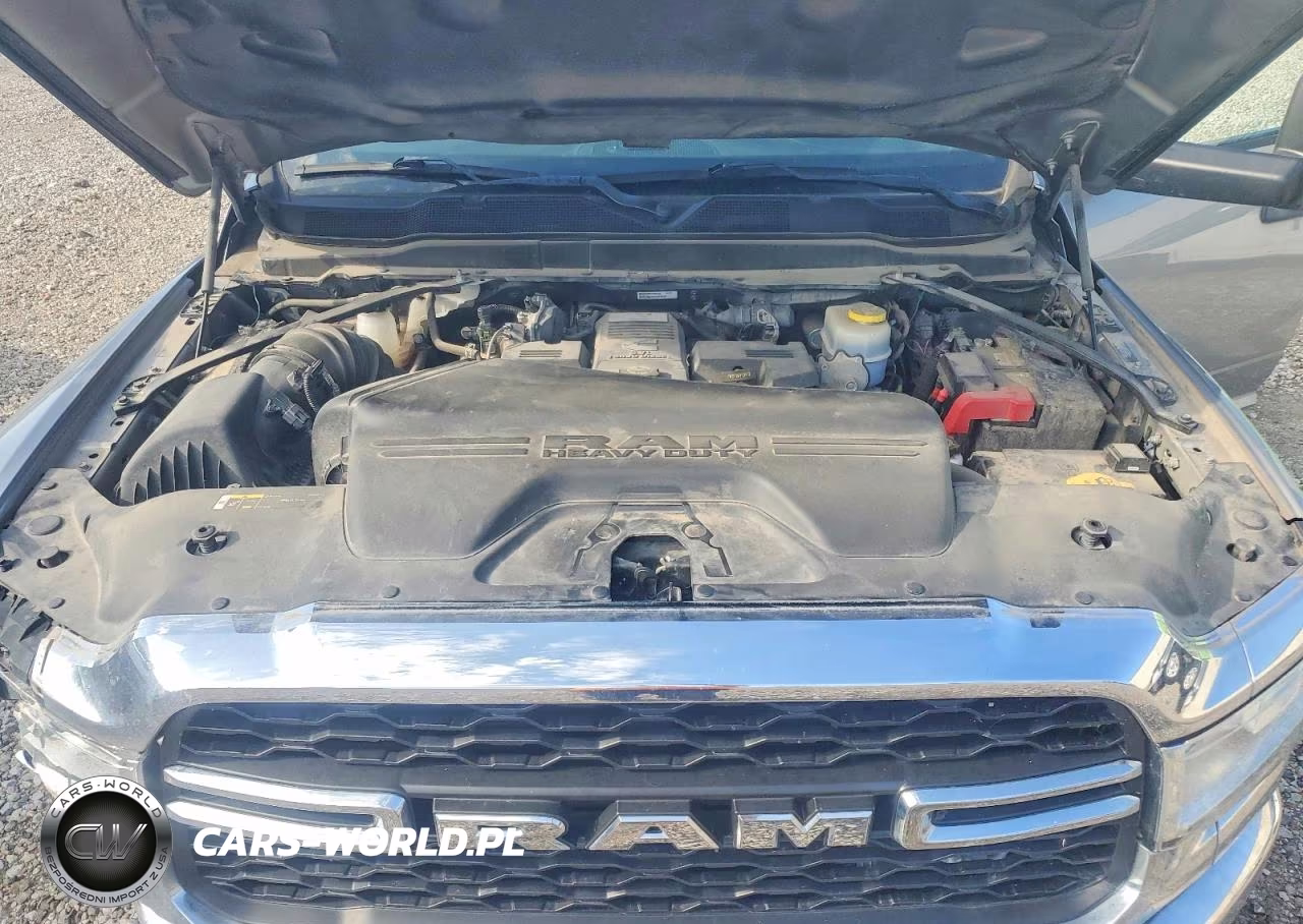 2020 Ram 3500 VIN:3C63RRGL8LG114004 - 11